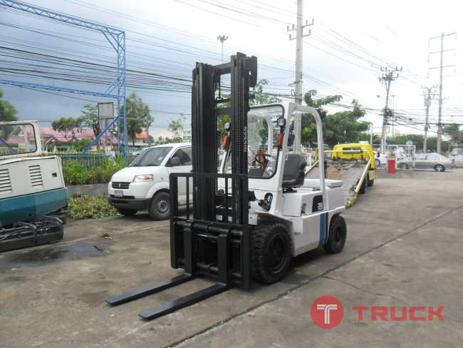 ขาย รถยก (โฟล์คลิฟท์) นิสสัน รุ่น FGJ02A30 เครื่องยนต์ ดีเซล เกียร์ ออโต้ : ขนาด 3 ตัน เสาสูง 4 เมตร สภาพดี รถนอกนำเข้าจากญี่ปุ่น