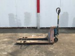 Pallet Jack ยี่ห้อ KOMATSU มือ2ญี่ปุ่น ล้อไม่มี1ล้อ นอกนั้นครบ ราคา 5000บาท จัดส่งได้ทั่วไทย
