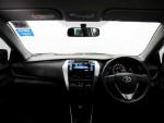 TOYOTA YARIS 1.2J เกียร์AT สีขาว ปี2019 รถหรู รถสวย รถคุณภาพ ราคาพิเศษ