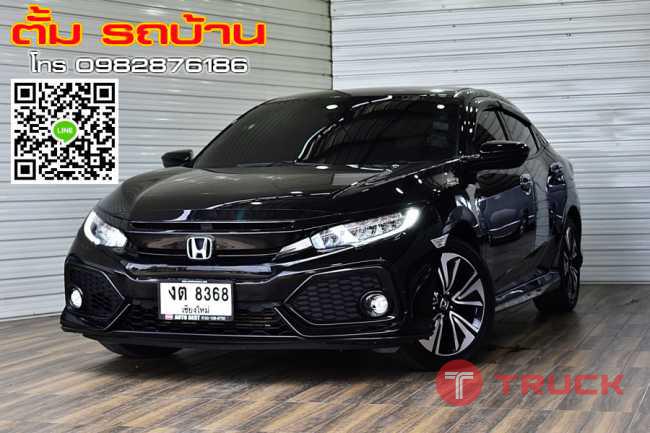 Honda Civic 1.5 FK Turbo Hatchback AT ปี2018 สีดำ