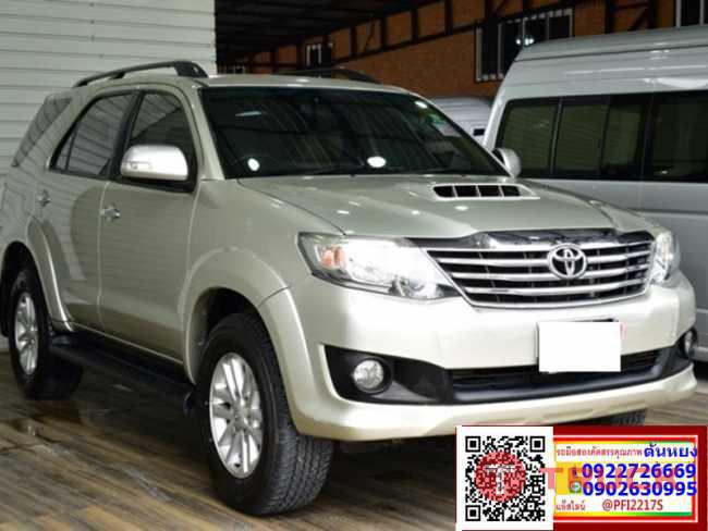 Toyota Fortuner 3.0 V SUV AT 2014