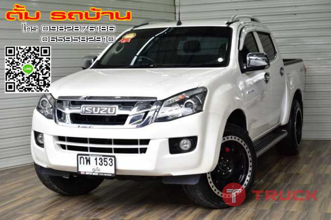 Isuzu D-Max 3.0 CAB-4 Vcross Z-Prestige Pickup AT ปี2012 สีขาว