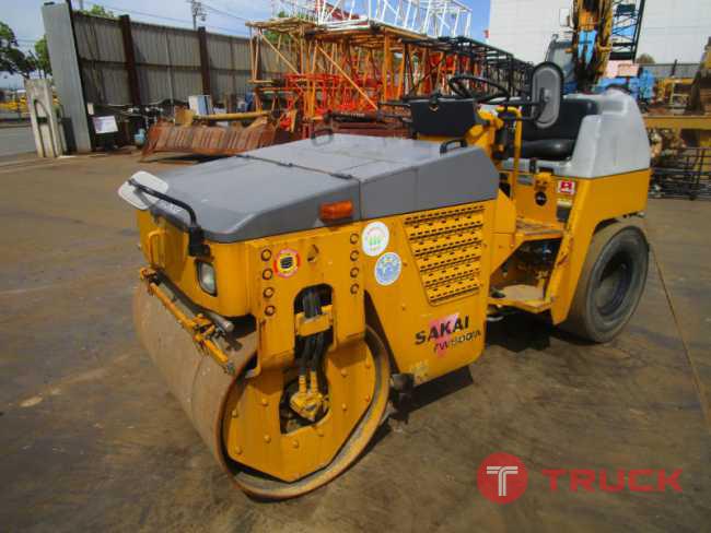 รถบดถนน 3.5 ตัน Sakai TW500W-1