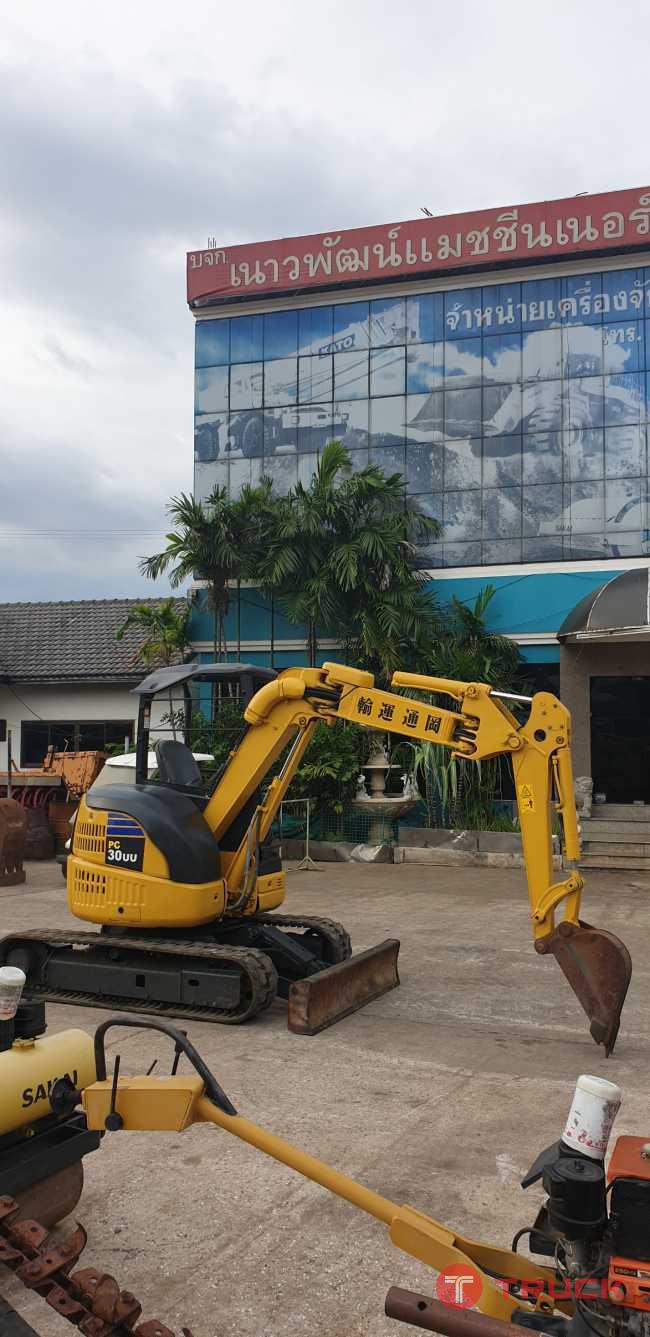 Komatsu PC30UU จากญี่ปุ่น โทร 086-0044333 065-8844400 089-0080077 089-0050007 www.nmc99.com