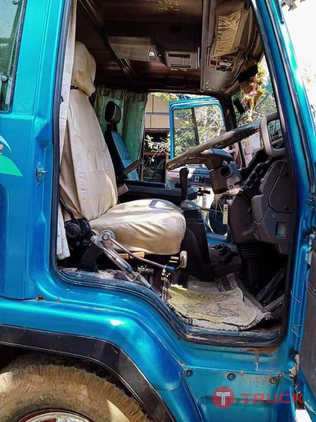 ISUZU 6 ล้อดั้ม ROCKY 195 ISUZU 6 ล้อดั้ม ROCKY 195