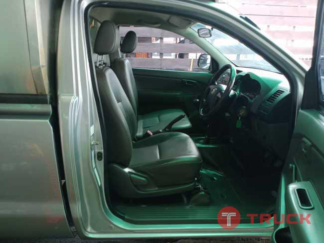 TOYOTA VIGO 2.5 J SINGLE MT 2015 สีเทา TOYOTA VIGO 2.5 J SINGLE MT 2015 สีเทา