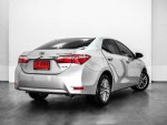 ขสยรถหรูสุดไฮเทค TOYOTA ALTIS NAVI สีบรอนซ์ ปี2014 สถาพมือหนึ่ง ราคาพิเศษ
