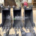 บุ้งกี๋ PC 40 กว้าง 30 CM สลัก 45 MM อาร์ม 17 CM