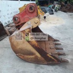 บุ้งกี๋ CAT 320 A-Lock กว้าง 120 CM