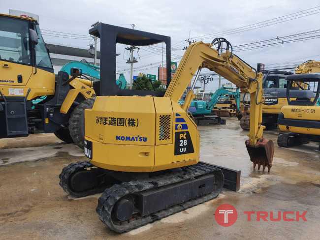 Komatsu Pc28UU จากญี่ปุ่น โทร 086-0044333 065-8844400 089-0080077 089-0050007 www.nmc99.com