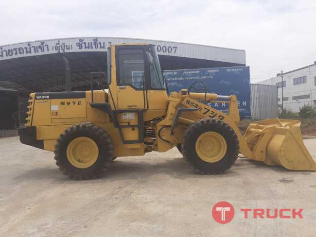 Komatsu WA200-3 รถตักล้อยาง จากญี่ปุ่น โทร 086-0044333 065-8844400 089-0080077 089-0050007 www.nmc99.com