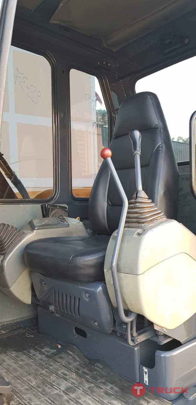KOMATSU PC60-7 เก่าญี่ปุ่น สภาพพร้อมใช้งาน แอร์พร้อม