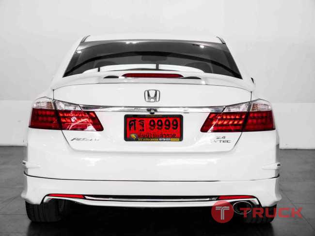 ขายรถหรูสุดไฮเทค HONDA ACCORD เกียร์AT สีขาว ปี2013 มี Sun roof ราคาสุดคุ้มห้ามพลาด