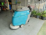 ขาย รถขัดพื้น (SWEEPER) ยี่ห้อ TENNANT รุ่น T3 ระบบไฟฟ้า รถนำเข้ามาจากญี่ปุ่น สภาพสวยเดิมๆ ราคาไม่แพง แบตเตอรี่ดี