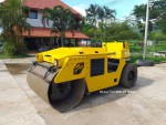 ขายรถบดKAWASAKI - KVR4T หน้าเหล็กหลังยาง ขนาด 4 ตัน