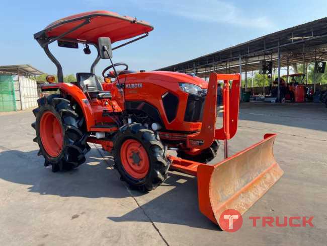 มาแล้วจ้ารถไถคูโบต้ารุ่น L4018 ใบดันดินหน้า ผาน 1 ตัว ดาวน 50000 บาท สนใจโทรเลยจ้า 089 0111624 เฮียเลี้ยงจ้า สอบถาม หรือสามารถมาดูที่ร้านเราได้จ้า