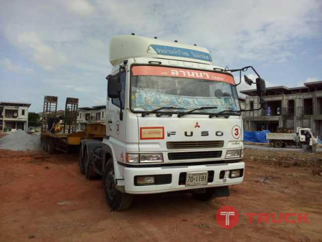 รับจ้างขนย้ายรถทุกประเภท รับจ้างขนส่งสินค้าหรือเครื่องจักรกลหนักทั่วไทย ด้วยรถหัวลาก หางพื้นเรียบ หางโรเบท รถจอดว่างอยู่ที่ จ.สมุทรปราการ จ.พะเยา จ.ลำพูน สนใจทักได้ที่ 090-4750026 Line 084-3173342