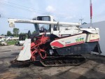 รถเกี่ยวข้าว MITSUBISHI รุ่น VG65 ตู้แอร์ เครื่องยนต์ดีเซล 65แรงม้า หน้าเกี่ยว 5แถว ตู้อุ้ม 1.5คิว ช่วงล่างดี แทรคยางสวย ตู้แอร์ เครื่องเสียง ตรวจเช็คให้แอร์เย็นๆ เรียบร้อย ใช้งานมาน้อย สภาพดี มือสองนำเข้าจากญี่ปุ่น ราคา 185000 บาท เท่านั่น