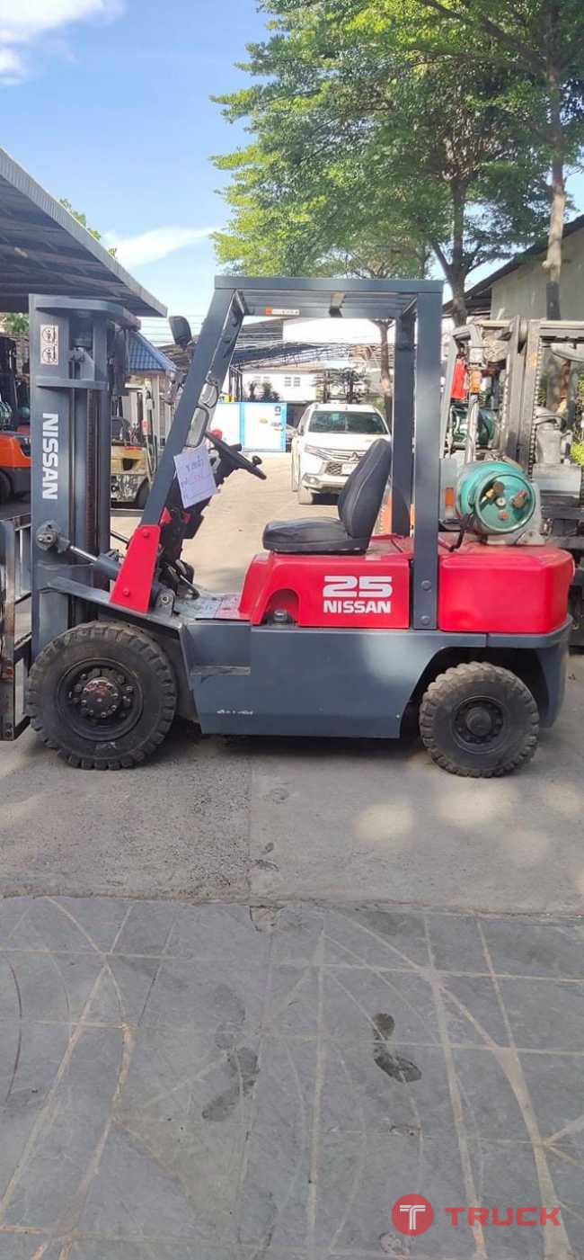 NISSAN FG25