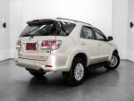 ขายรถสวย TOYOTA FORTUNER สีบรอนซ์ ปี2012 สภาพมือหนึ่ง ราคาถูกสุดๆ ตอนนี้เท่านั้น
