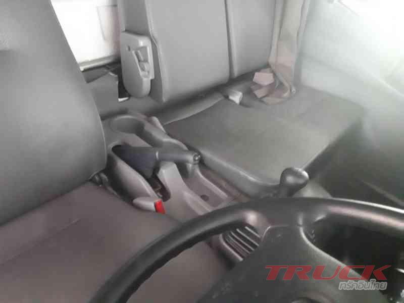 Hino 300 6ล้อกลาง ไมล์93,000 ปี58 Hino 300 6ล้อกลาง ไมล์93,000 ปี58