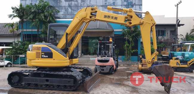 komatsu PC75UU จากญี่ปุ่น โทร 086-0044333 065-8844400 089-0080077 089-0050007 www.nmc99.com