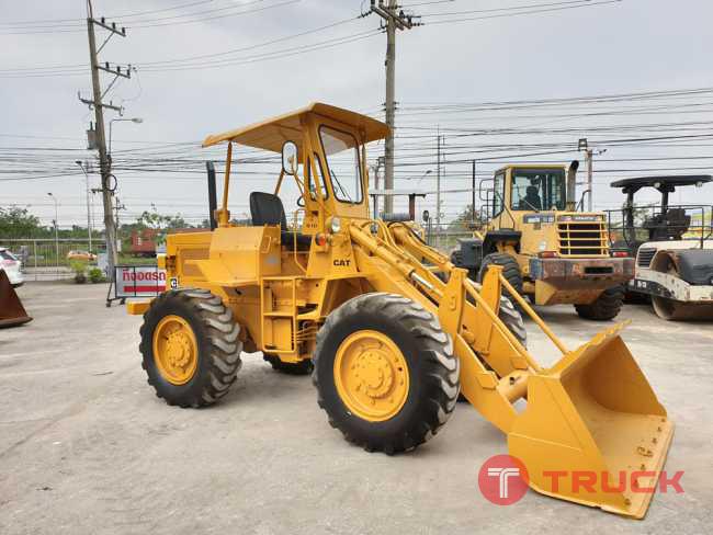 ขายรถตักล้อยาง ยี่ห้อ CATERPILLAR 910 บุ้งกี๋ 1.2 คิว เครื่อง CAT3204 4สูบ