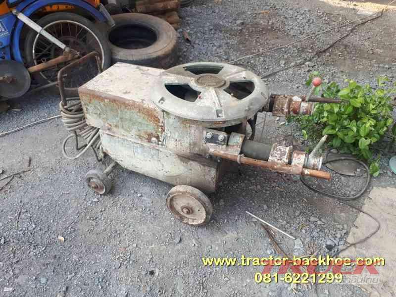 ขาย เครื่องปั๊มปูน ยิงปูน เข้าซอกตึก ที่แคบ ไฟ 110V ท่อ 2 นิ้ว เก่าญี่ปุ่นแท้ พร้อมใช้