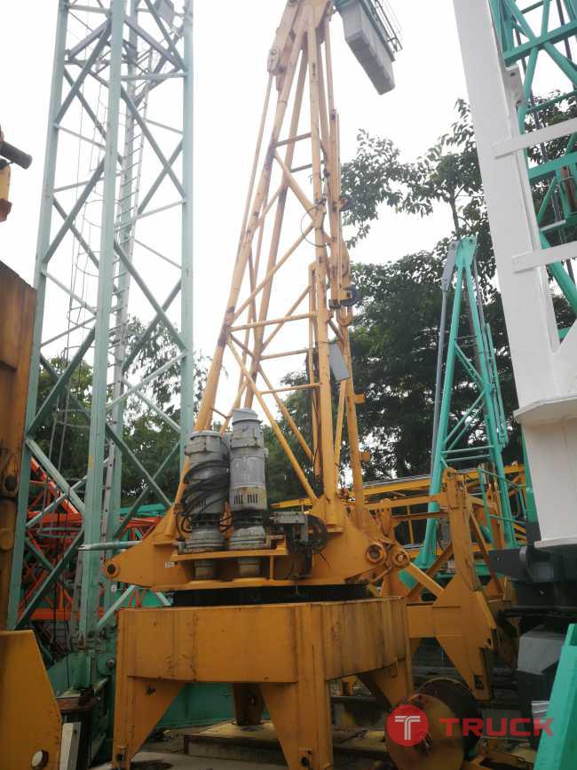 ขายด่วน Tower Crane Potain MC110 สภาพดีพร้อมใช้งาน