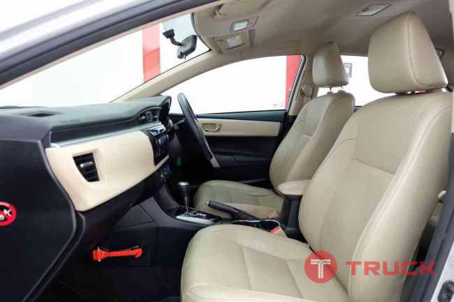 ขายรถหรู TOYOTA ALTIS สีดำ ปี2015 เกรดพรีเมี่ยม ราคาพิเศษเพื่อคุณเท่านั้น