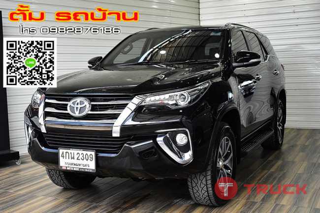 TOYOTA NEW FORTUNER 2.8V SIGMA4 NAVI 4WD AT ปี2015 สีดำ