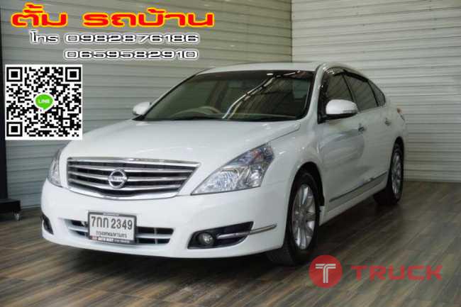 NISSAN TEANA 250XV V6 2.5 AT ปี2010 สีขาว