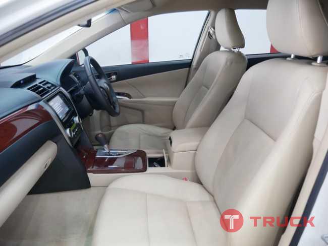 ขายรถTOYOTA CAMRY 2.0G EXTREMO สีขาว เกียร์AT ปี2014