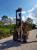ให้เช่ารถทุบพื้นคอนกรีตและเหมารื้อ กรุงเทพฯ ปริมณฑล Komatsu และ Arrow คุณธิติ 089-114-0755