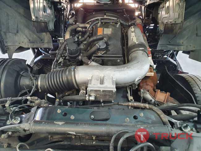 NISSAN UD หัวลาก 520แรงม้า2เพลา โทร 095-7823955 เฮียตี๋ NISSAN UD หัวลาก 520แรงม้า2เพลา โทร 095-7823955 เฮียตี๋