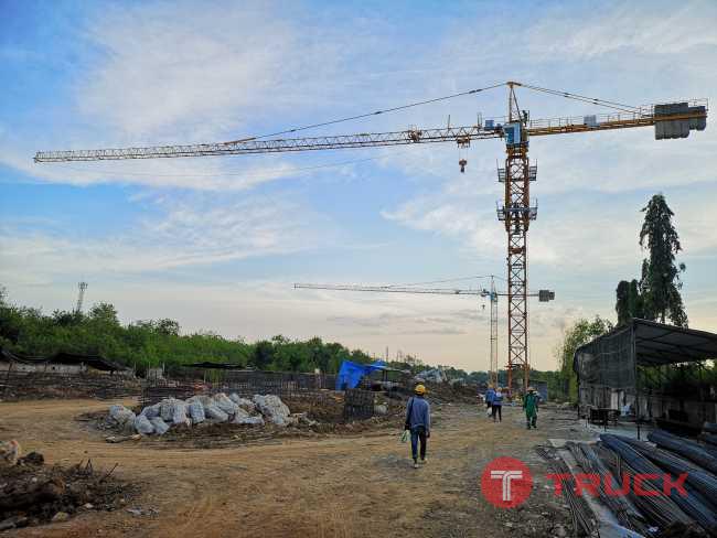 ขาย Tower Crane Potain SP 175 สภาพดีพร้อมใช้งาน
