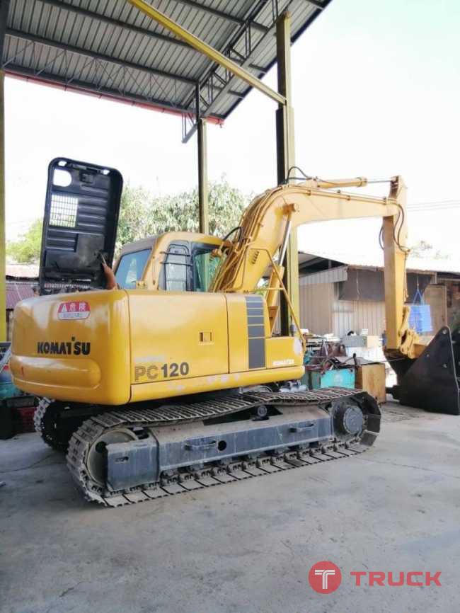 รถแบคโฮ KOMATSU PC120-6 เก่านอก สนใจติดต่อ คุณนิว 095-5877888 หรือ 081-8318129