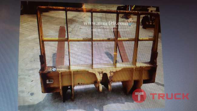 งาใส่สำหรับรุ่นรถ WA 100 ของแท้ KOMATSU จากญี่ปุ่น สนใจติดต่อสอบถามเพิ่มเติม โทร 089-005-0007 065-884-4400 086-0044-333 089-008-0077 www.nmc99.com