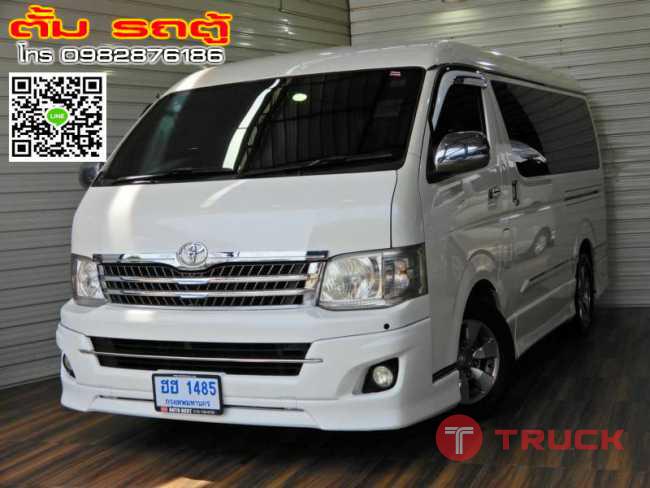 TOYOTA VENTURY 2.7V AT ปี2012 สีขาว