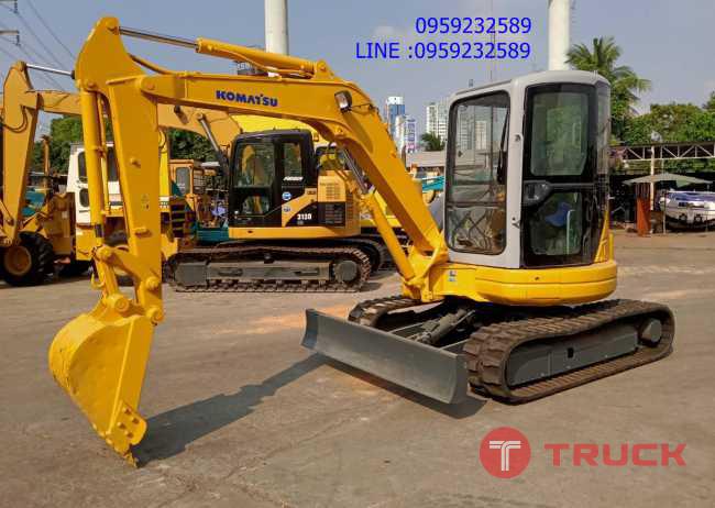 KOMATSU รุ่น PC40 MR-1 มีตู้เก๋ง