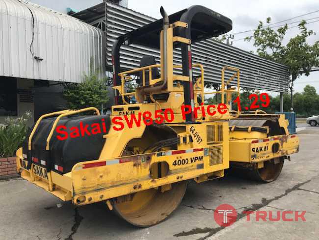 รถบดสั่นสะเทือน 13 ตัน Sakai SW850 เพียง 1.29 คันเดียวเท่านั้น