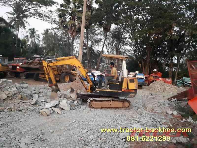 ขายถูกๆ รถขุด แบคโฮ YANMAR YB301 เทียบเท่า PC 30 เก่าญี่ปุ่น พร้อมใช้