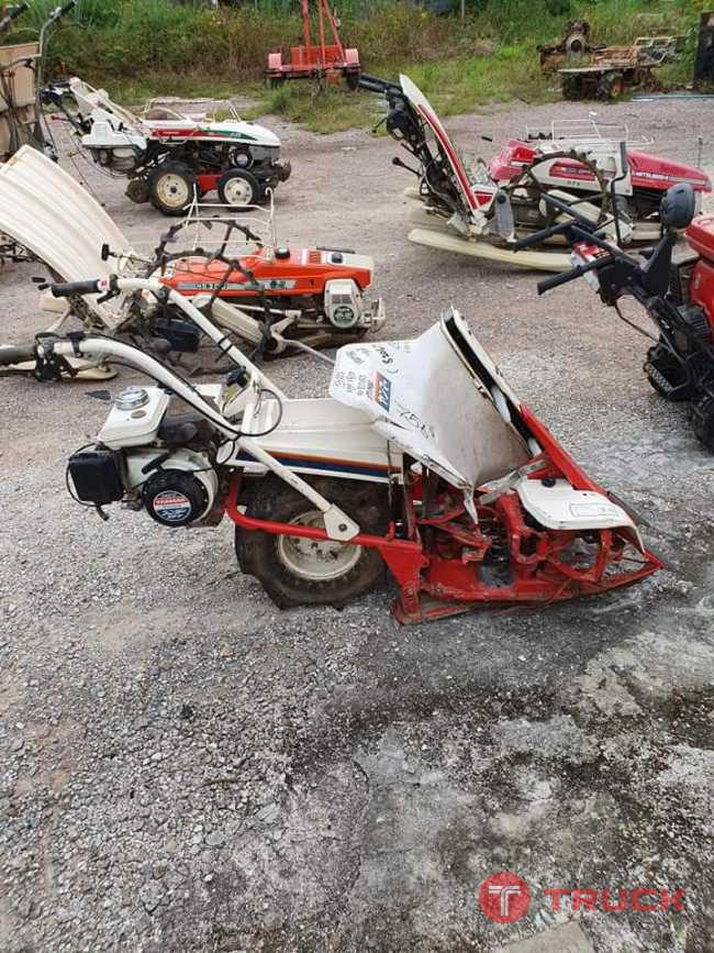 รถเกี่ยวข้าวเดินตามเก่าญี่ปุ่น YANMAR YB25