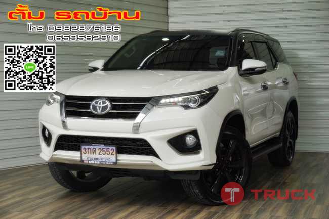 TOYOTA ALL NEW FORTUNER 2.8 TRD SPOTIVO 2WD AT ปี2017 สีขาว