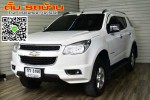 Chevrolet Trailblazer 2.8 LTZ SUV AT ปี2013 สีขาว