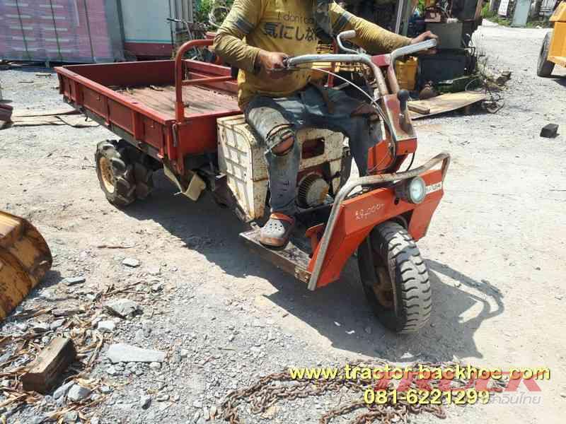 ขายถูกๆ ครับ รถบรรทุก 3 ล้อยาง เก่าญี่ปุ่นแท้ เพียง 28,000 บาท เท่านั้น สนใจโทร 081 6221299 ครับ