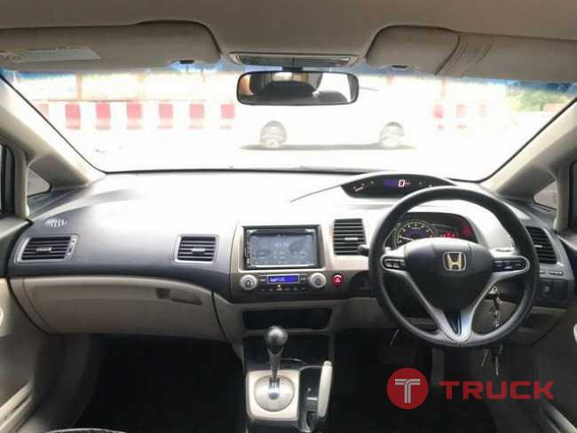 HONDA CIVIC 2.0 EL AUTO 2006 ขายรถสวยกริบไม่เคยชนไม่เคยติดแก็สแถมไม่ต้องดาวน์