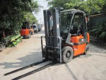 ขาย รถยก (ฟอร์คลิฟท์) นิสสัน รุ่น FD02A20Q เครื่องยนต์ ดีเซล ขนาด 2 ตัน เสาสูง 6 เมตร สภาพสวยเดิมๆ รถนำเข้าจากญี่ปุ่น ชั่วโมงการใช้งานน้อย