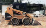 ขาย 279000 รถตัก BobCat ขนาด 3.3 ตัน ยี่ห้อ CATTERPILAR 226 B สวยสภาพเก่านอกพร้อมใช้ เอกสารแจ้งนำเข้า สนใจดูรถ จ.นครพนม IDLine : toonnp789 Tel.088-789-5505