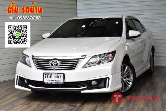 TOYOTA CAMRY 2.0G EXTREMO AT ปี2014 สีขาว